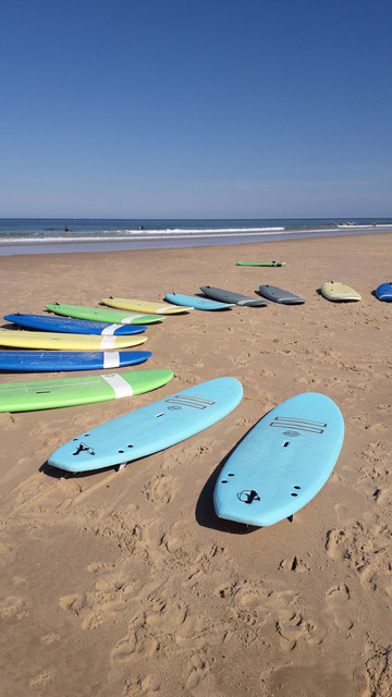 Trouver une école de surf à Biscarrosse Trouver une école de surf à Biscarrosse